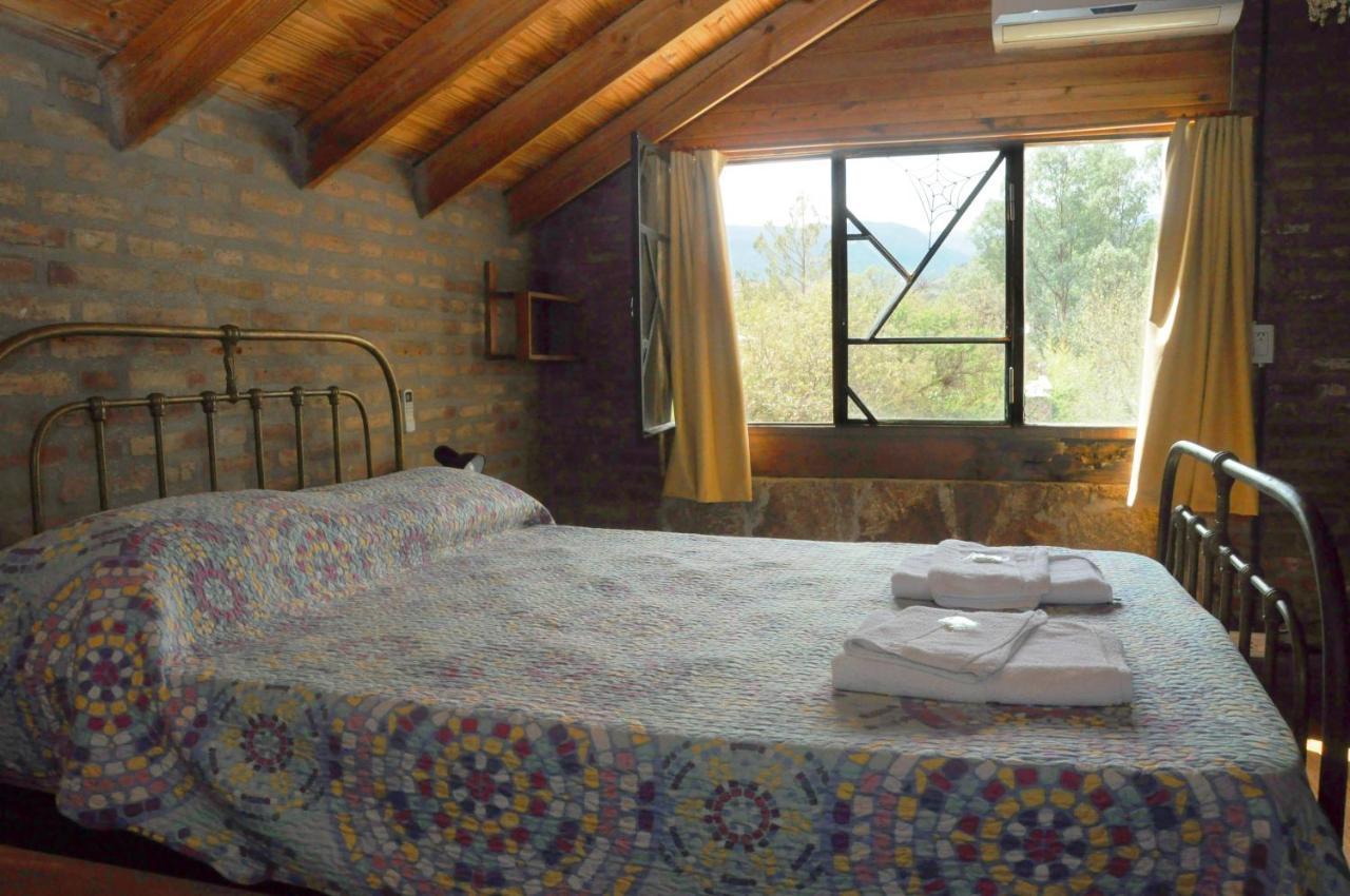 La Toma Complejo De Montana - Cabanas Y Habitaciones En Hosteria Mina Clavero Exterior foto