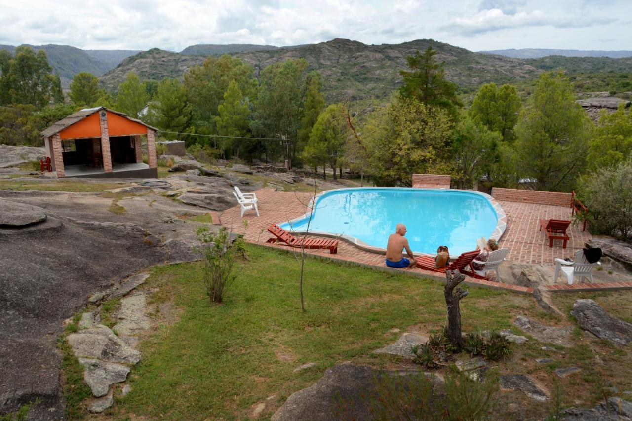La Toma Complejo De Montana - Cabanas Y Habitaciones En Hosteria Mina Clavero Exterior foto