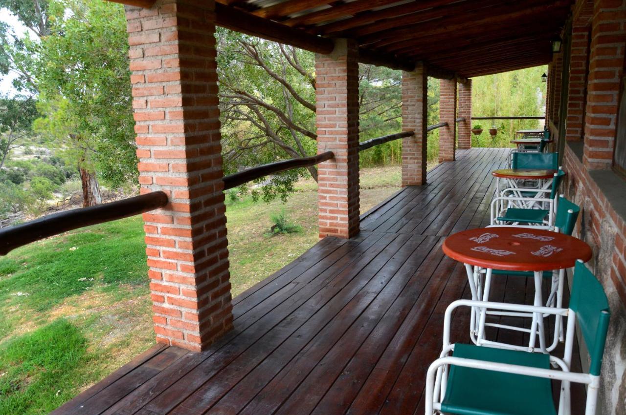 La Toma Complejo De Montana - Cabanas Y Habitaciones En Hosteria Mina Clavero Exterior foto