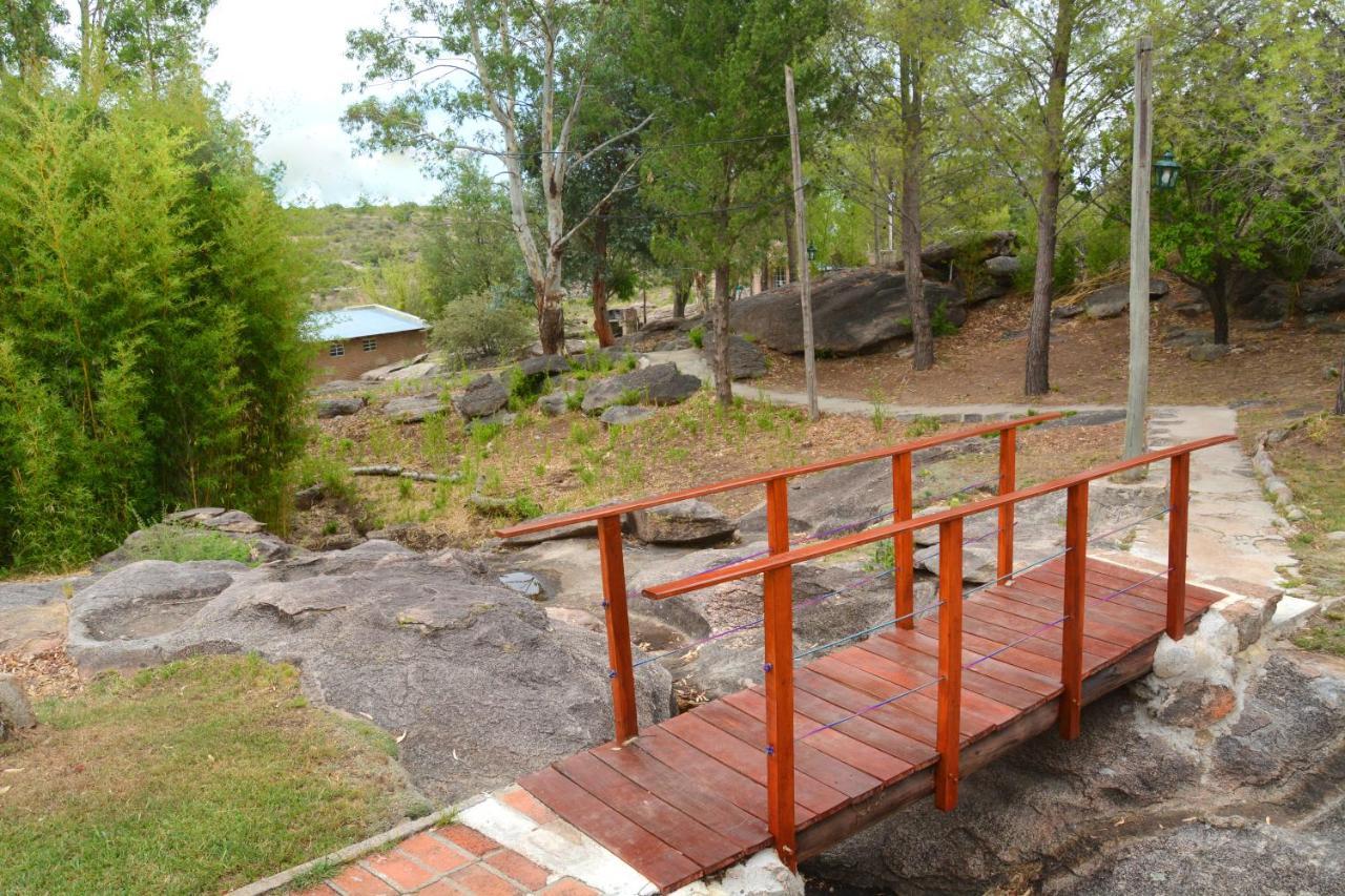 La Toma Complejo De Montana - Cabanas Y Habitaciones En Hosteria Mina Clavero Exterior foto